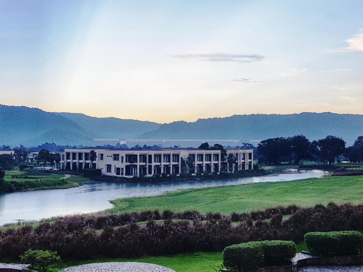فندق ناخون نايوكفي  The Midst@ Royal Hills Nakornayok المظهر الخارجي الصورة