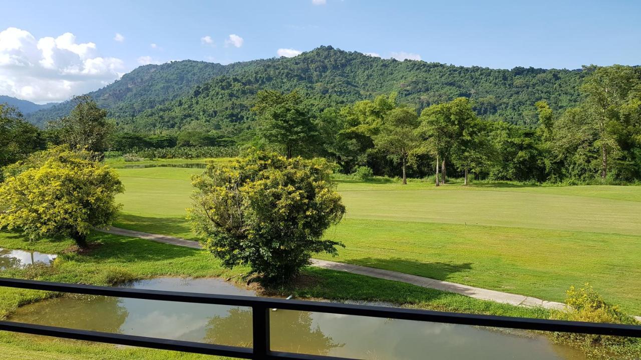 فندق The Midst@ Royal Hills Nakornayok ناخون نايوك المظهر الخارجي الصورة