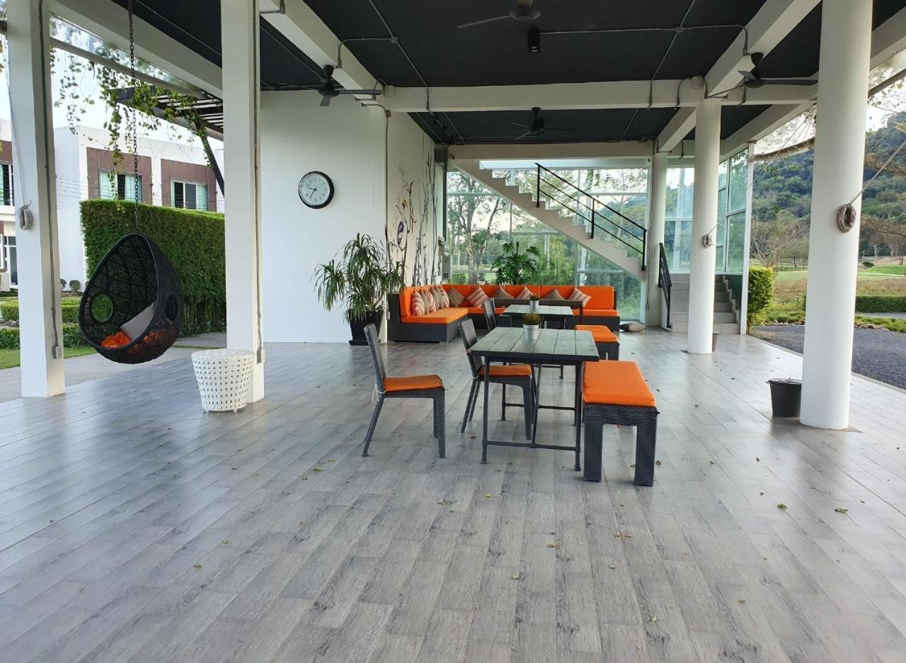 فندق The Midst@ Royal Hills Nakornayok ناخون نايوك المظهر الخارجي الصورة